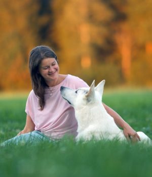 Tierärztin Matina Raisch – Tierverhaltenstherapie in Freising und München
